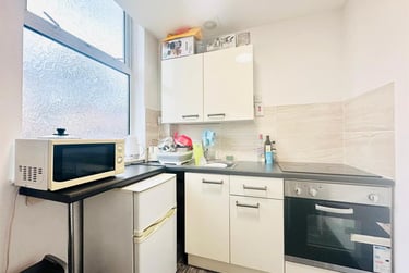 1 bed flat, Park Road, Lenton, Nottingham, NG71JG - Image 4